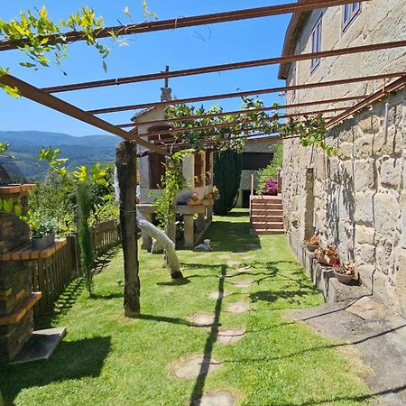 Casa Rural O Carballo Da Pedra La Caniza Bagian luar foto