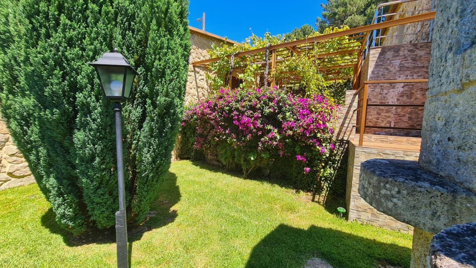 Casa Rural O Carballo Da Pedra La Caniza Bagian luar foto