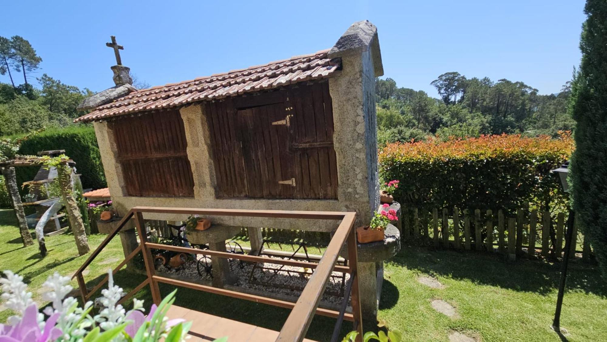 Casa Rural O Carballo Da Pedra La Caniza Bagian luar foto